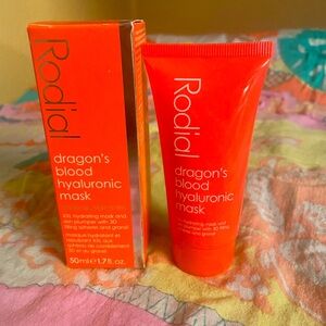 🆕 Rodial Dragon’s Blood Hyaluronic Mask